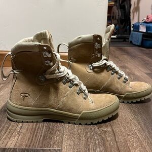 Brand new Erem Xerocole expedition, women’s, Hiking Boots 🥾